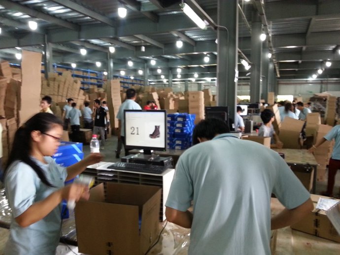 百麗包裝復(fù)核中